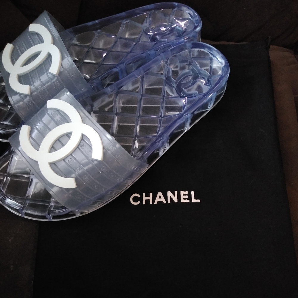 Chanel clear jelly slide on sandals